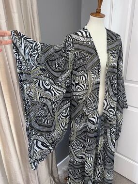 Jennafer Grace Tribal print sheer Kimono